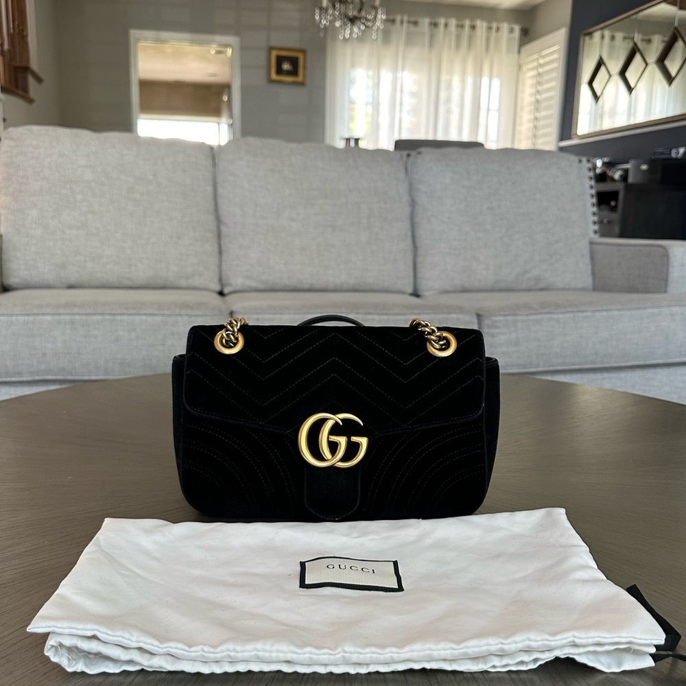 GUCCI
Velvet Matelasse Mini GG Marmont Shoulder Bag Black